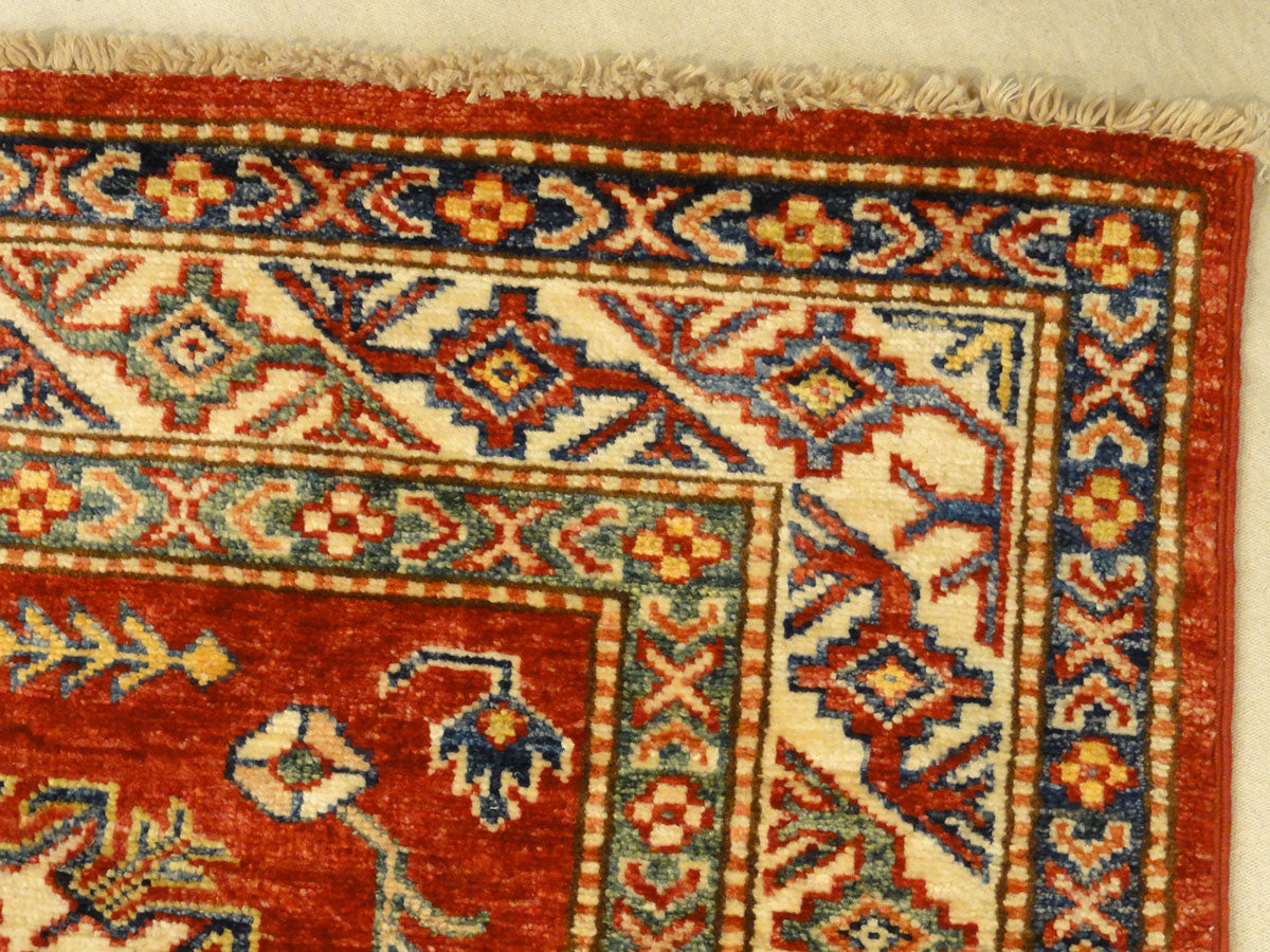 31001 Turkoman Caucasian Rug