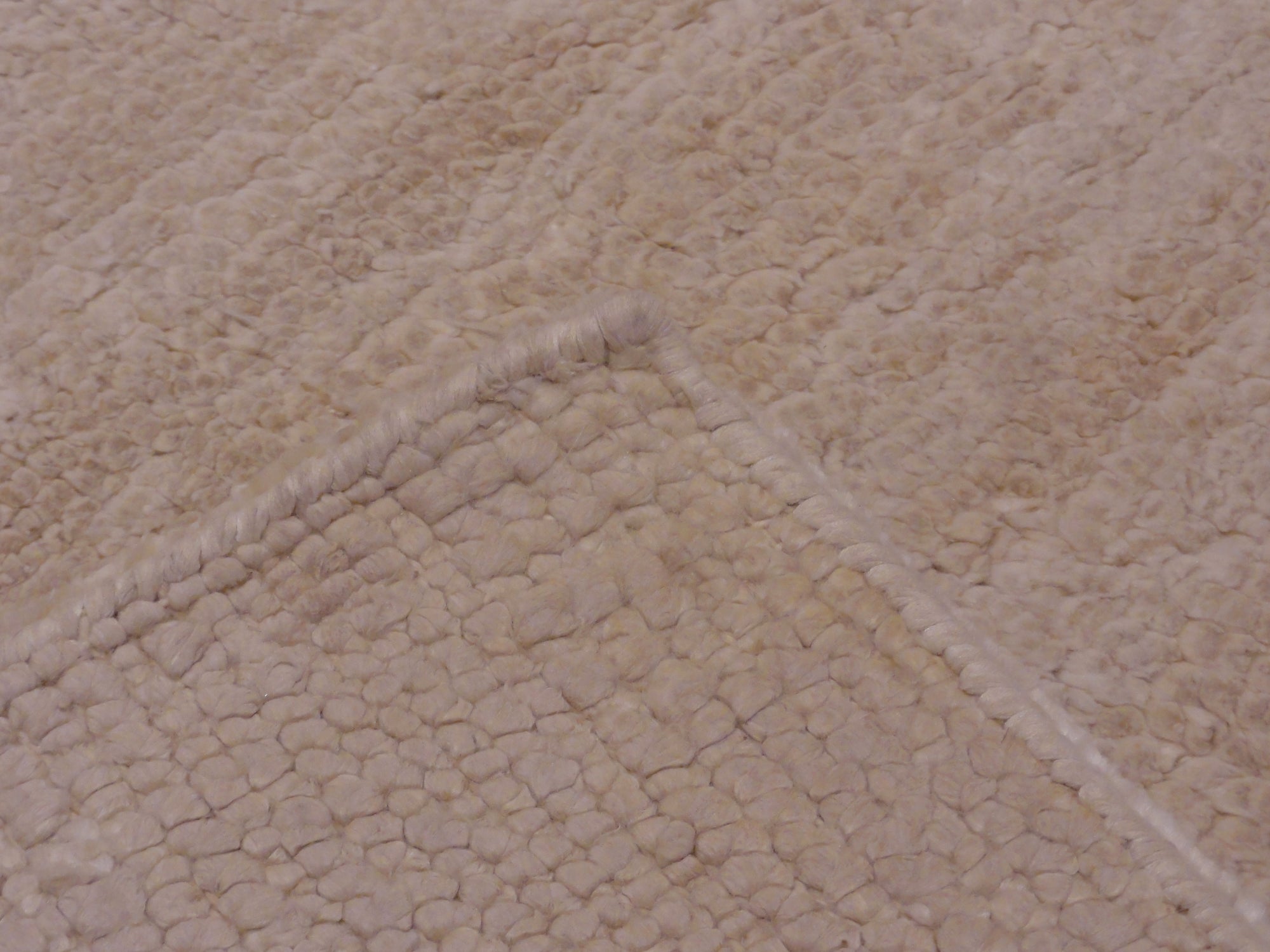 28754 Natural Bamboo Silk Rug