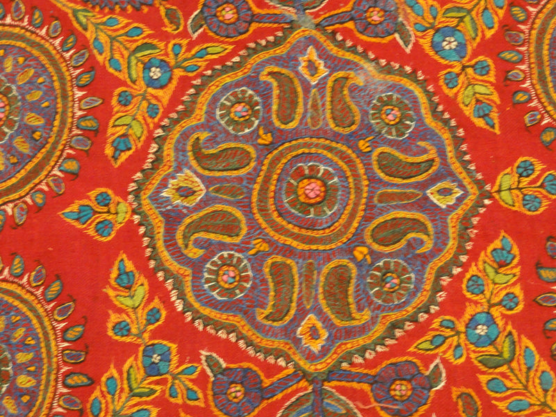 31789 Antique Suzani Kerman Patte