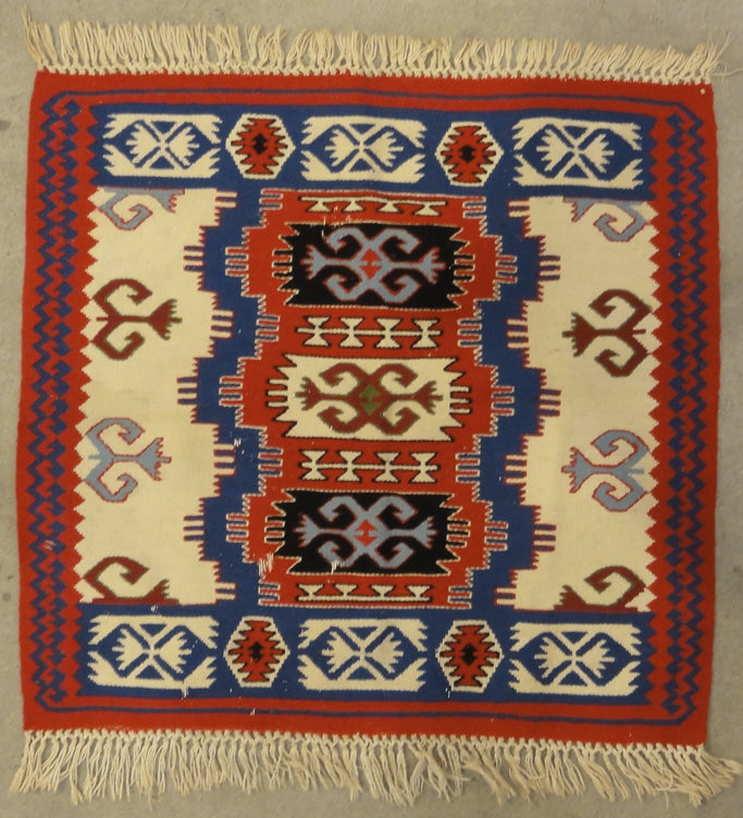 28505 Besserebean Kelim