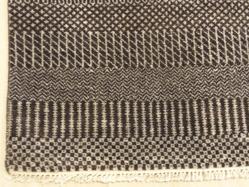 31351 Modern Charcoal Rug