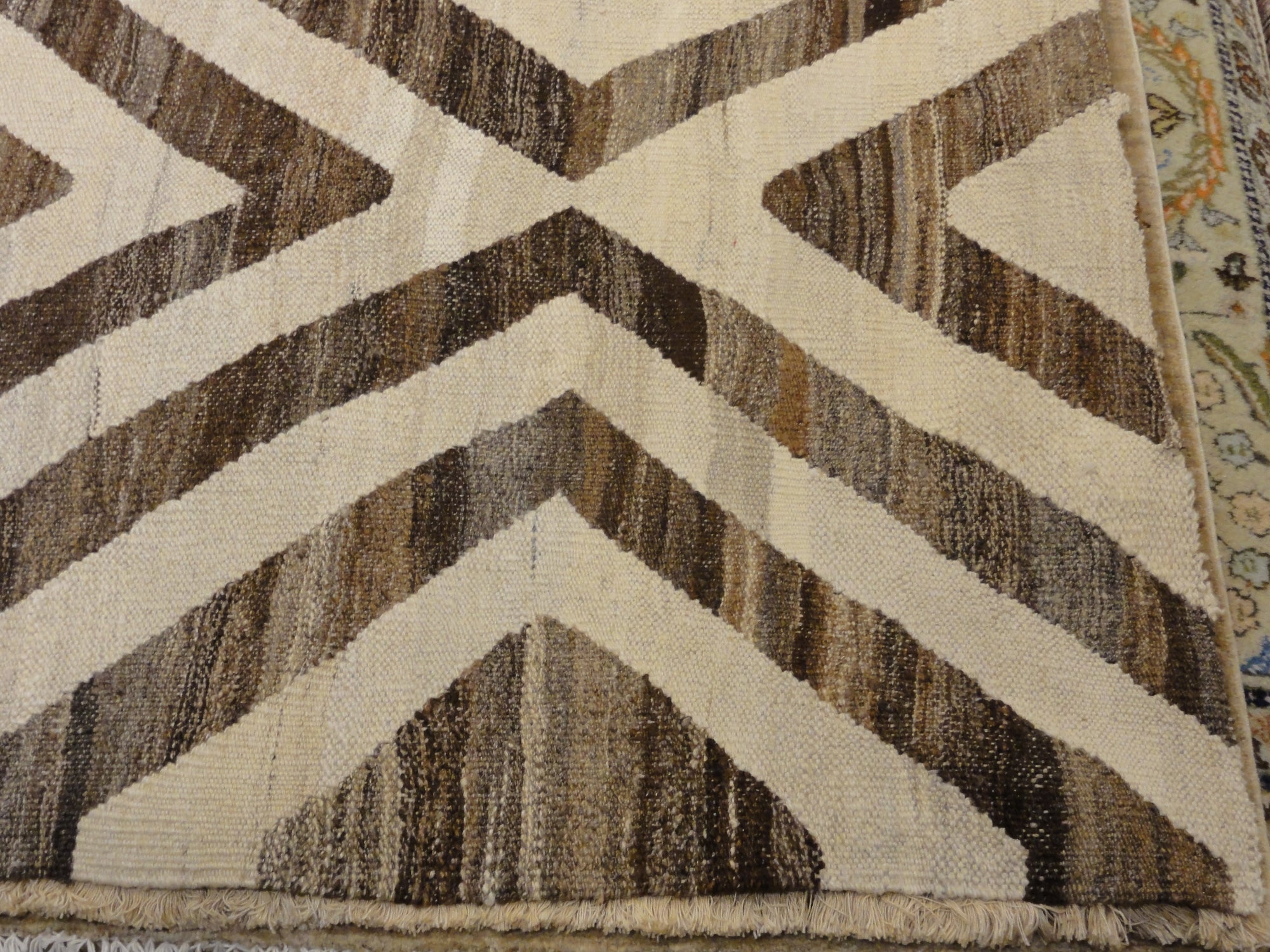 28863 Organic Tribal Kilim