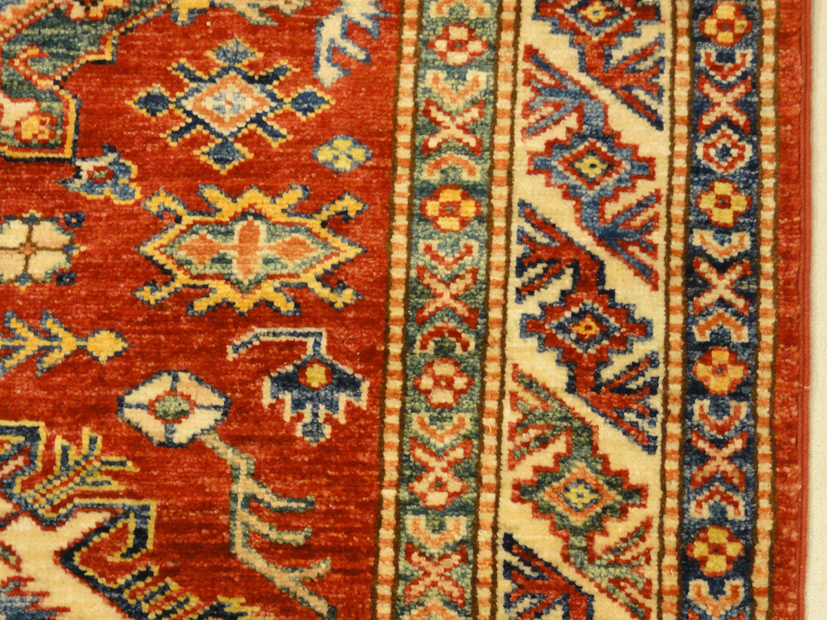 31001 Turkoman Caucasian Rug