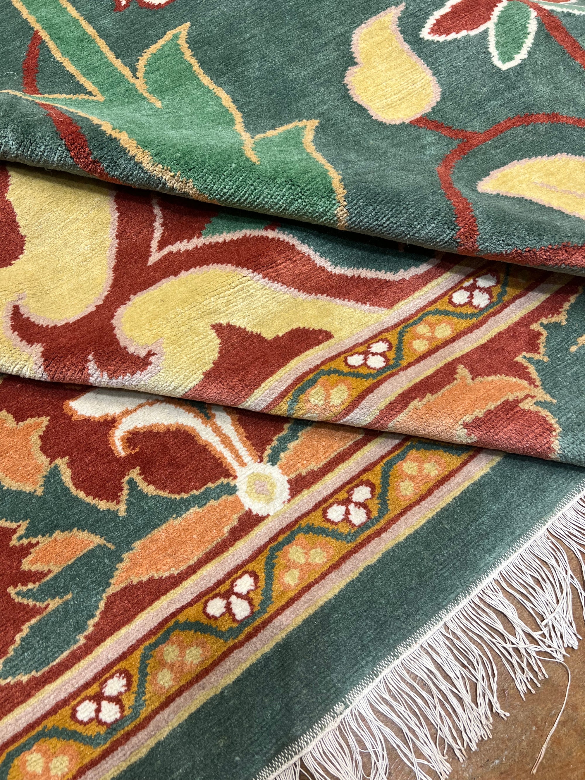 Finest vintage Tibetan 28272