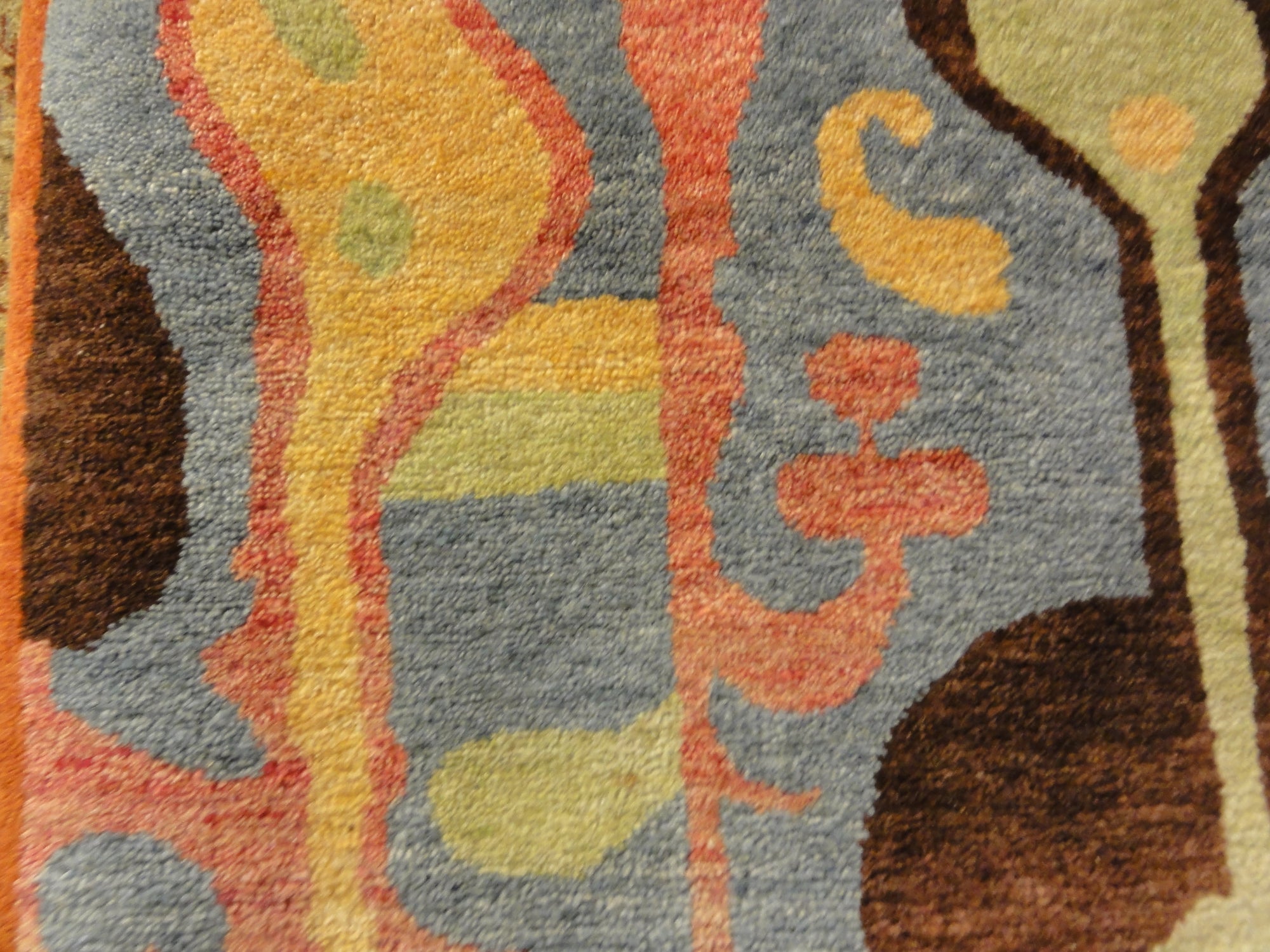 29143 Ikat rug Uzbak textile design