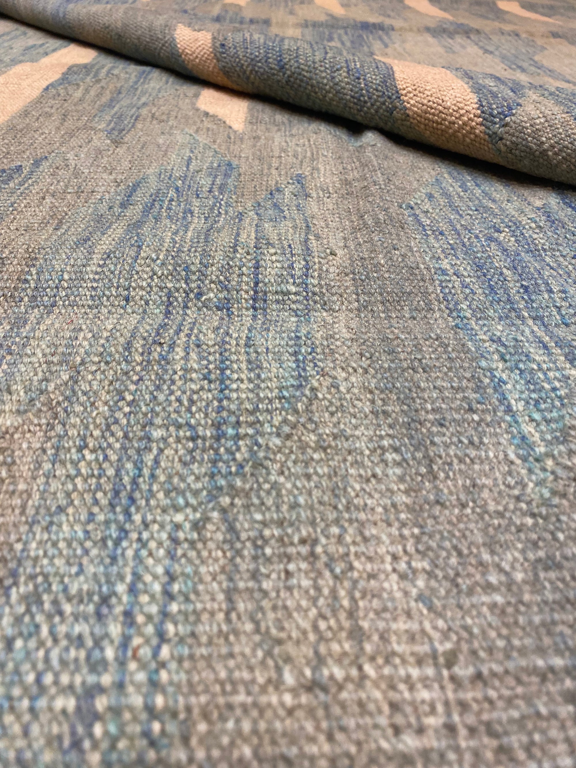 Modern Kelim 24587