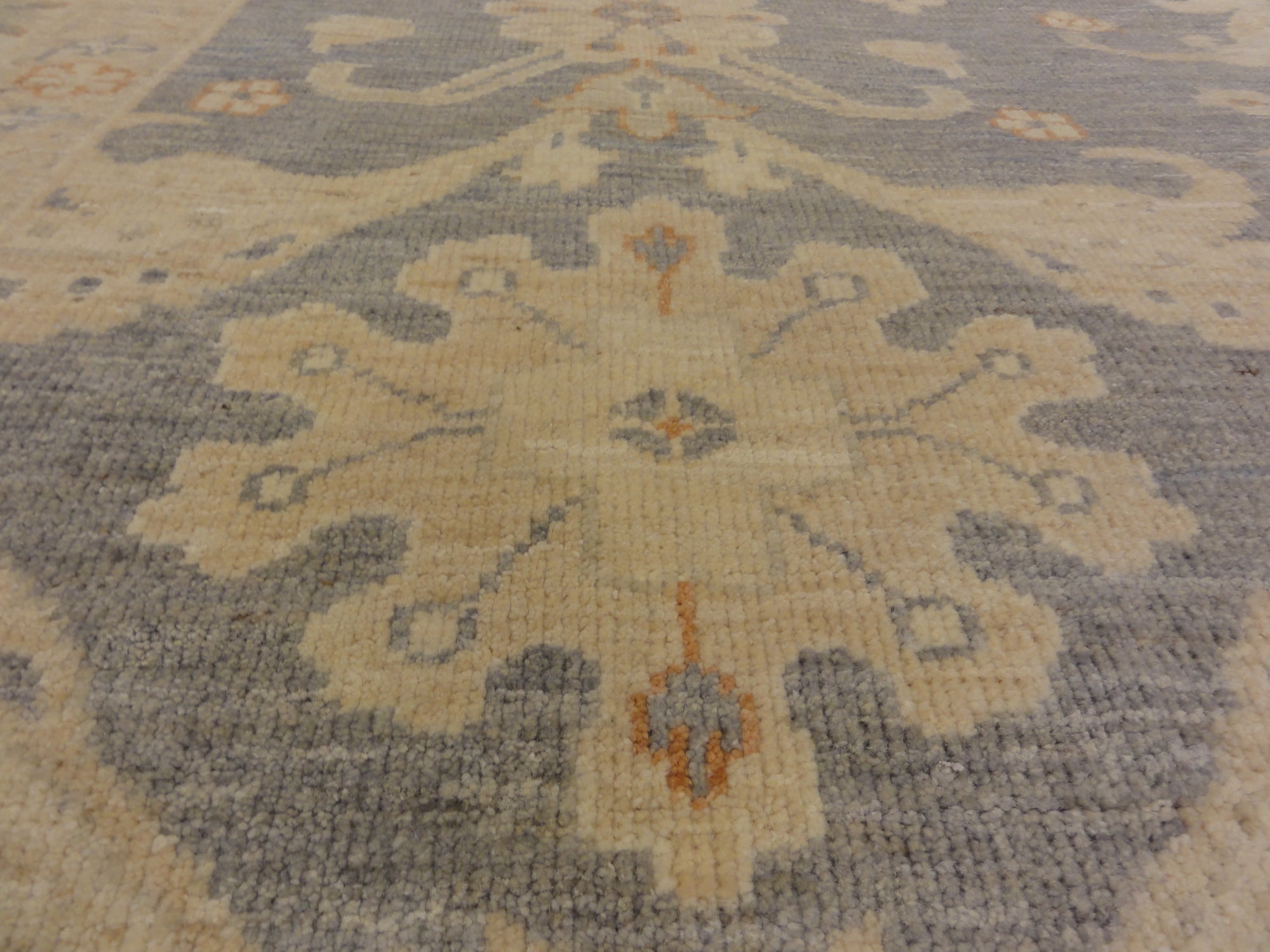 30290 Fine Ziegler Oushak