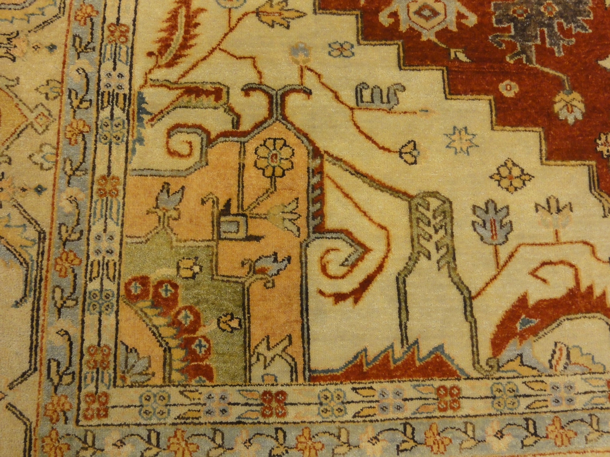 29096 Fine Heriz Rug