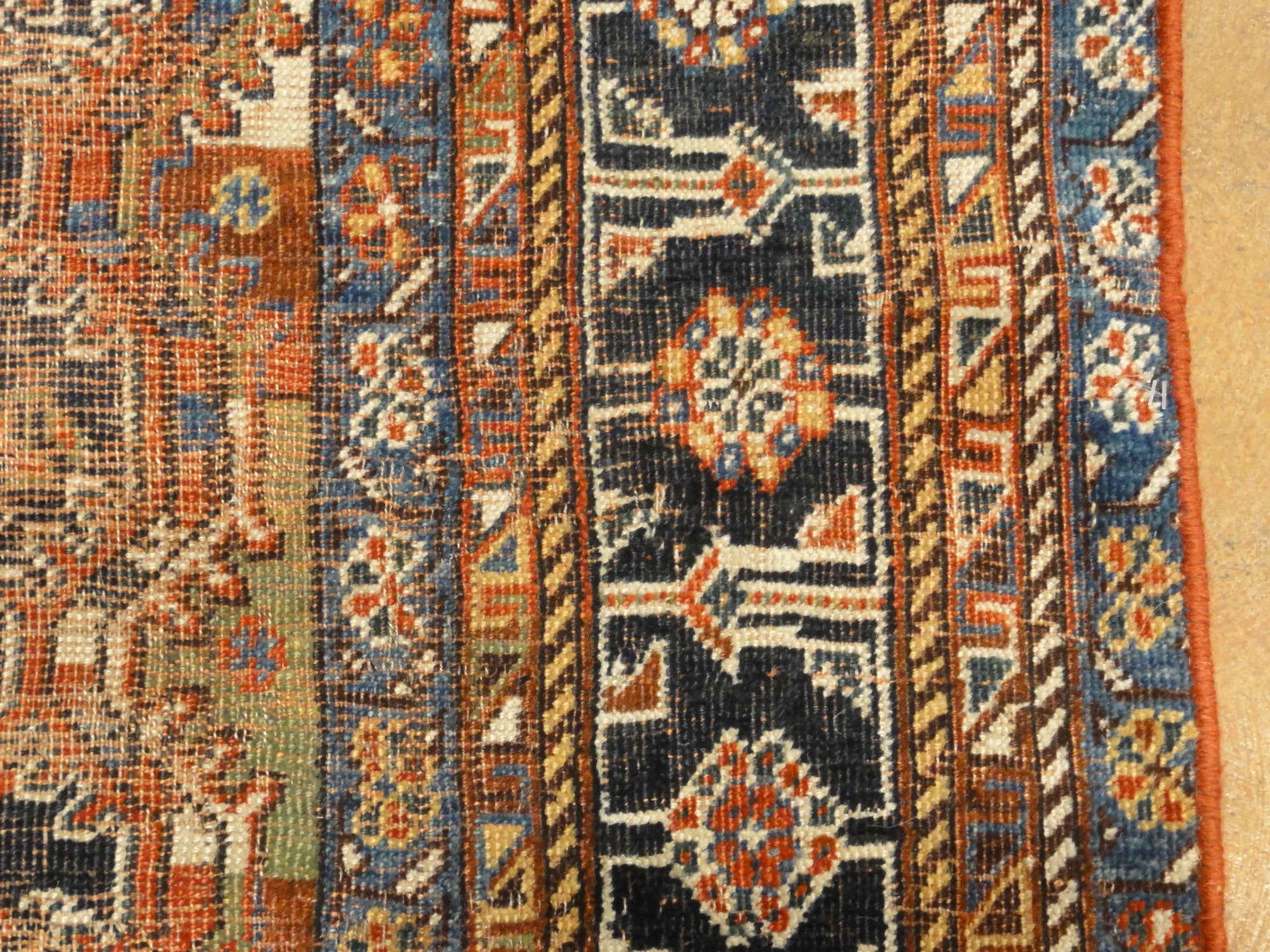 Antique Qashqai Rug 34976