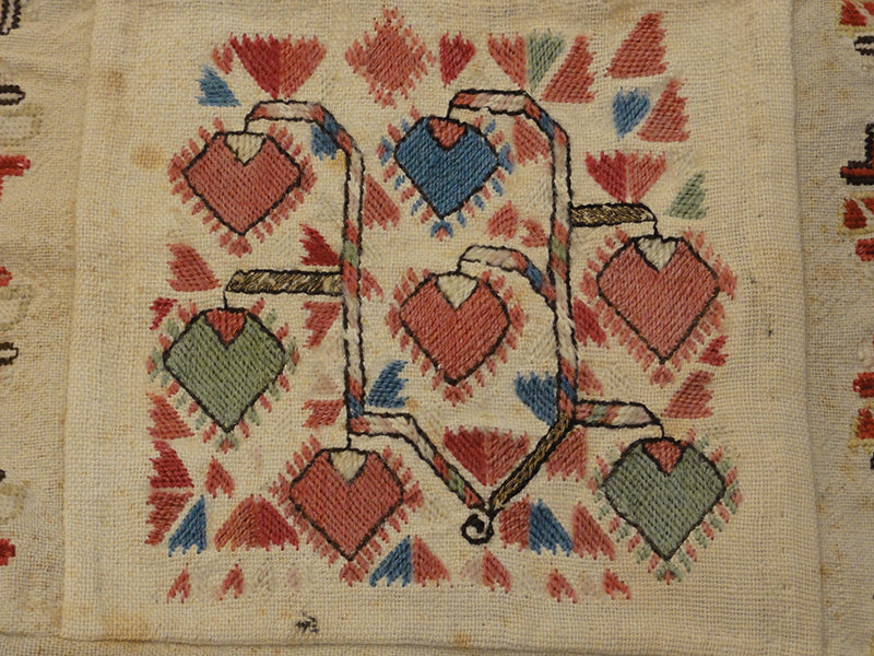 31740 Antique Suzani Small Bag