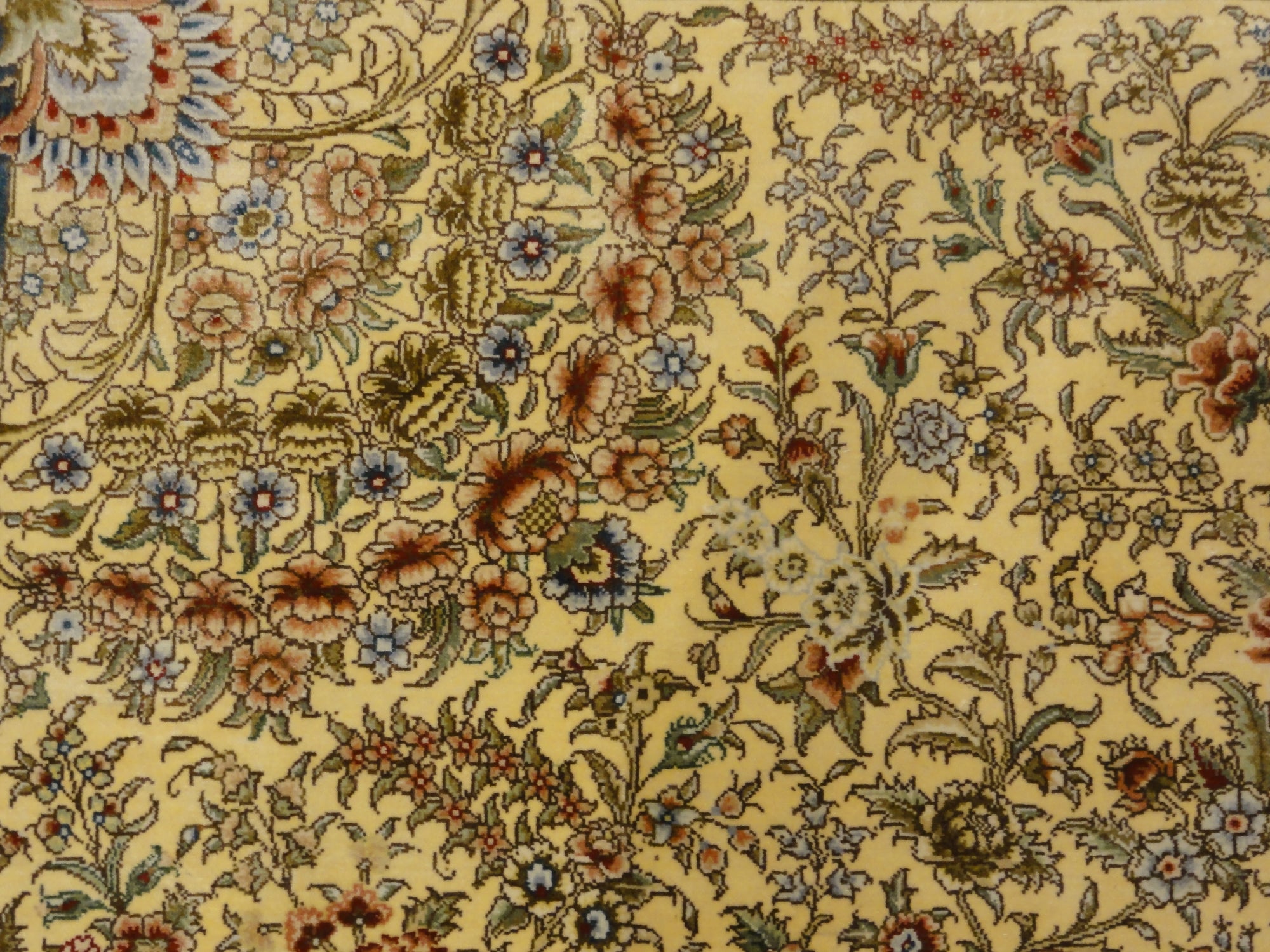 Finest Silk Qum 33194