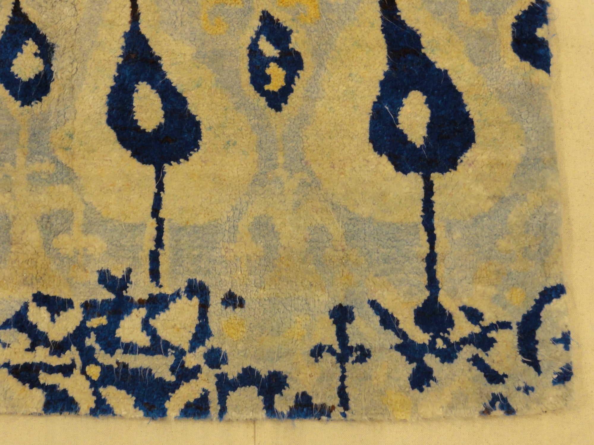 30478 Saree Silk Silver and Indigo Patterned Indian Rug