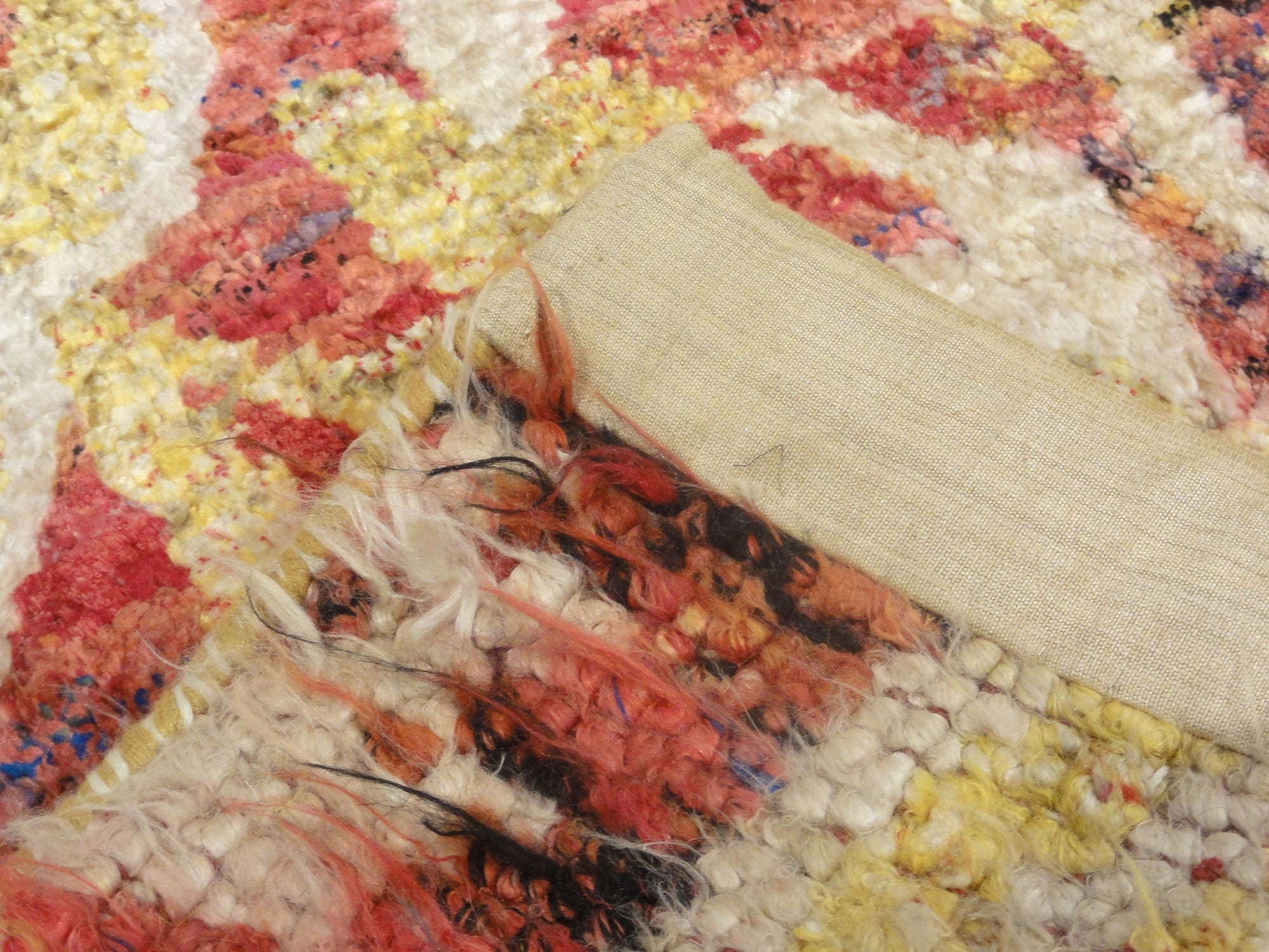 30420 Saree Red Patterned Silk Indian Rug