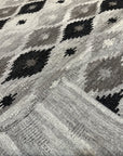Modern Grey Charcoal Rug 33000