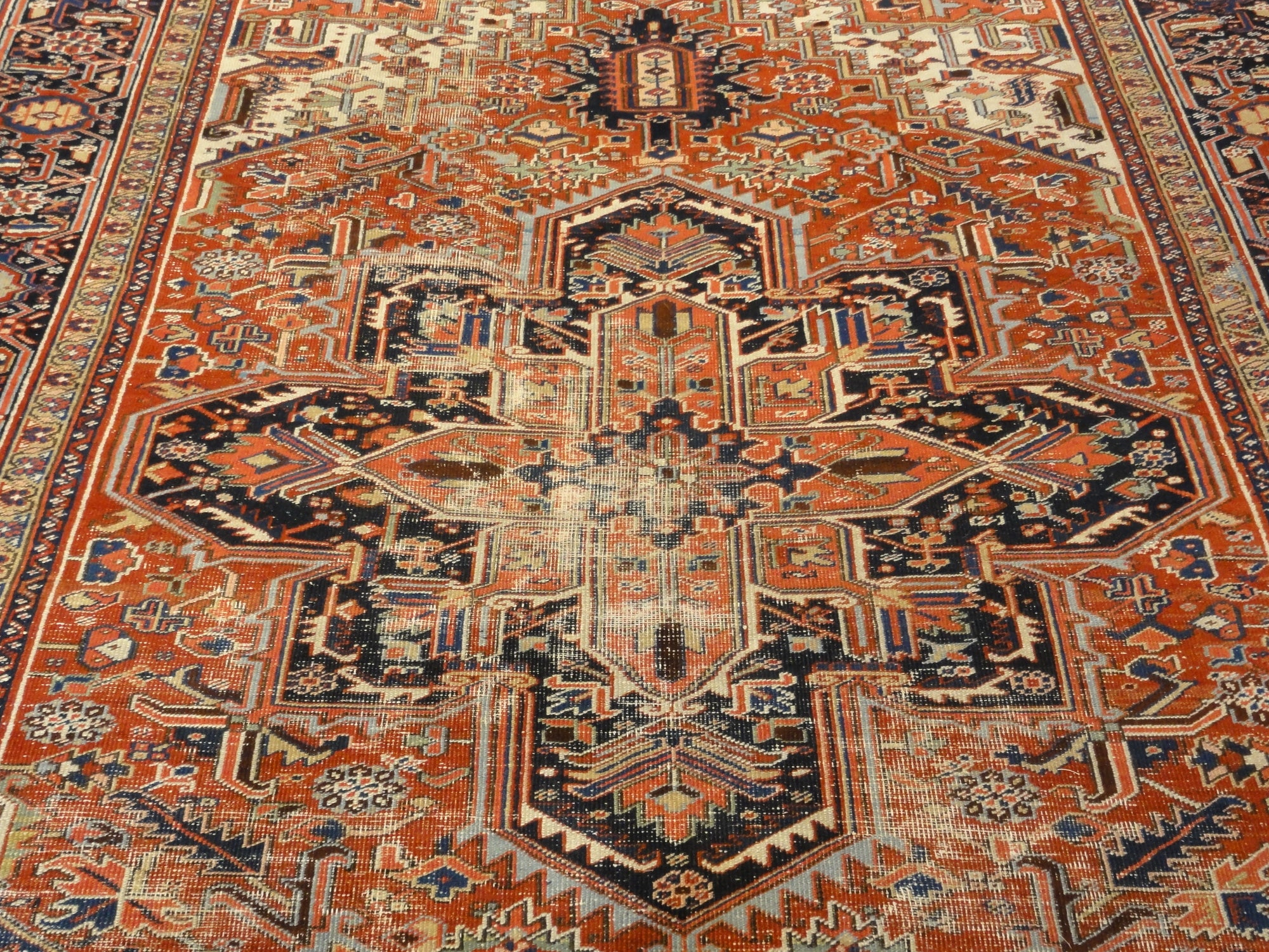Antique Heriz Rug 37226
