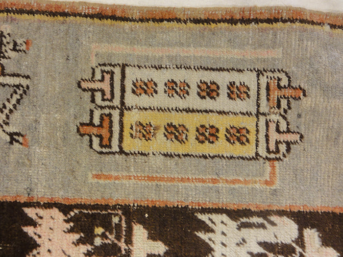 Oushak rugs began just south of Istanbul, Turkey, named after the town: Oushak. The Oushak carpet is Persian-influenced unlike most Turkish rugs. The town of Oushak has produced Turkish rugs ever since the 15th century.