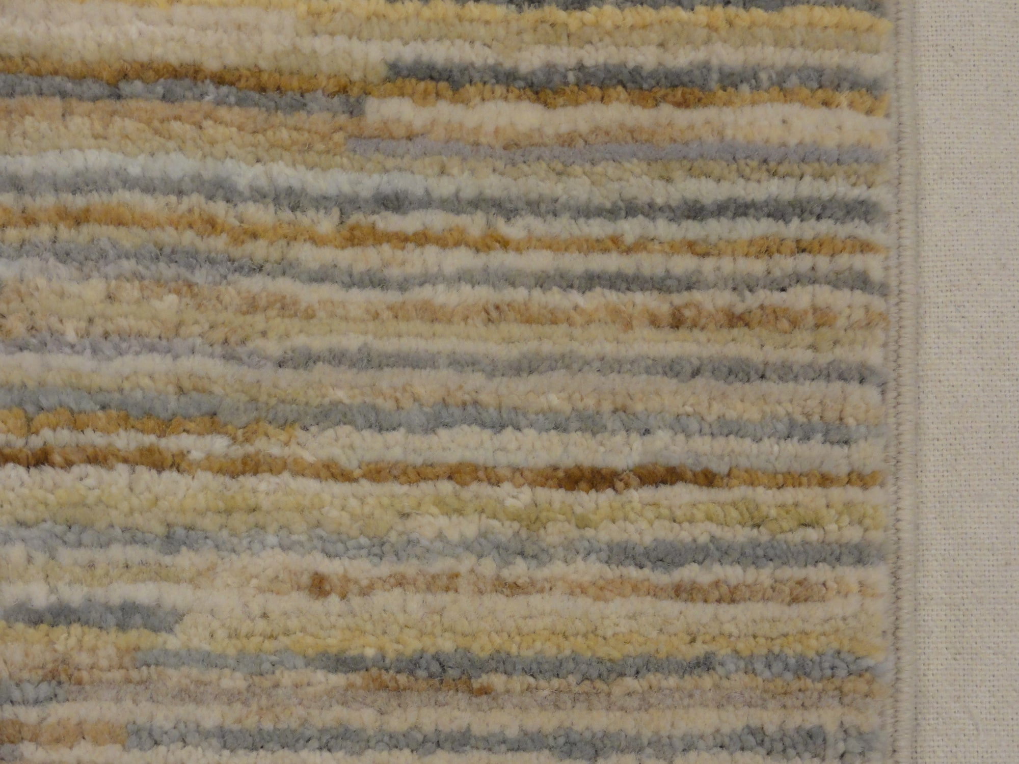 33142 Ziegler & Co Leesa Modern