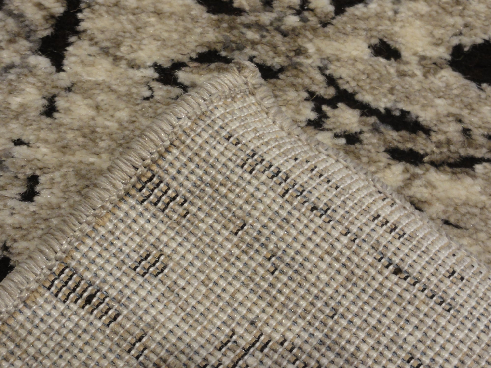 33039 Modern Stone Rug