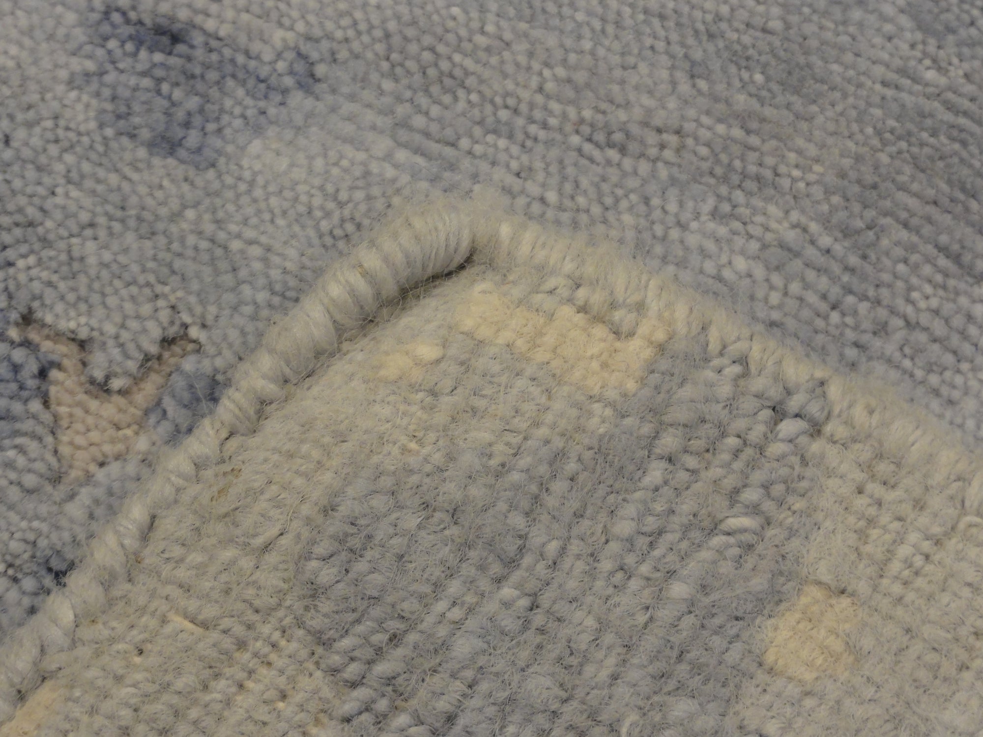 32915 Multi Modern Rug