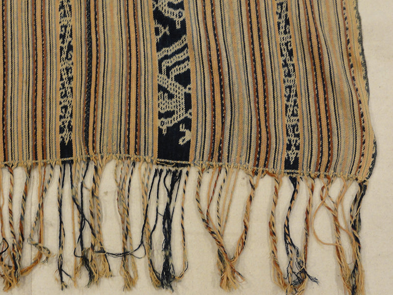 31744 Indonesia Ikat