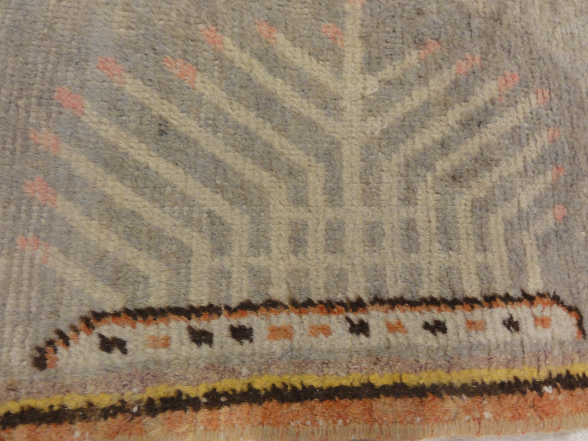 Oushak rugs began just south of Istanbul, Turkey, named after the town: Oushak. The Oushak carpet is Persian-influenced unlike most Turkish rugs. The town of Oushak has produced Turkish rugs ever since the 15th century.