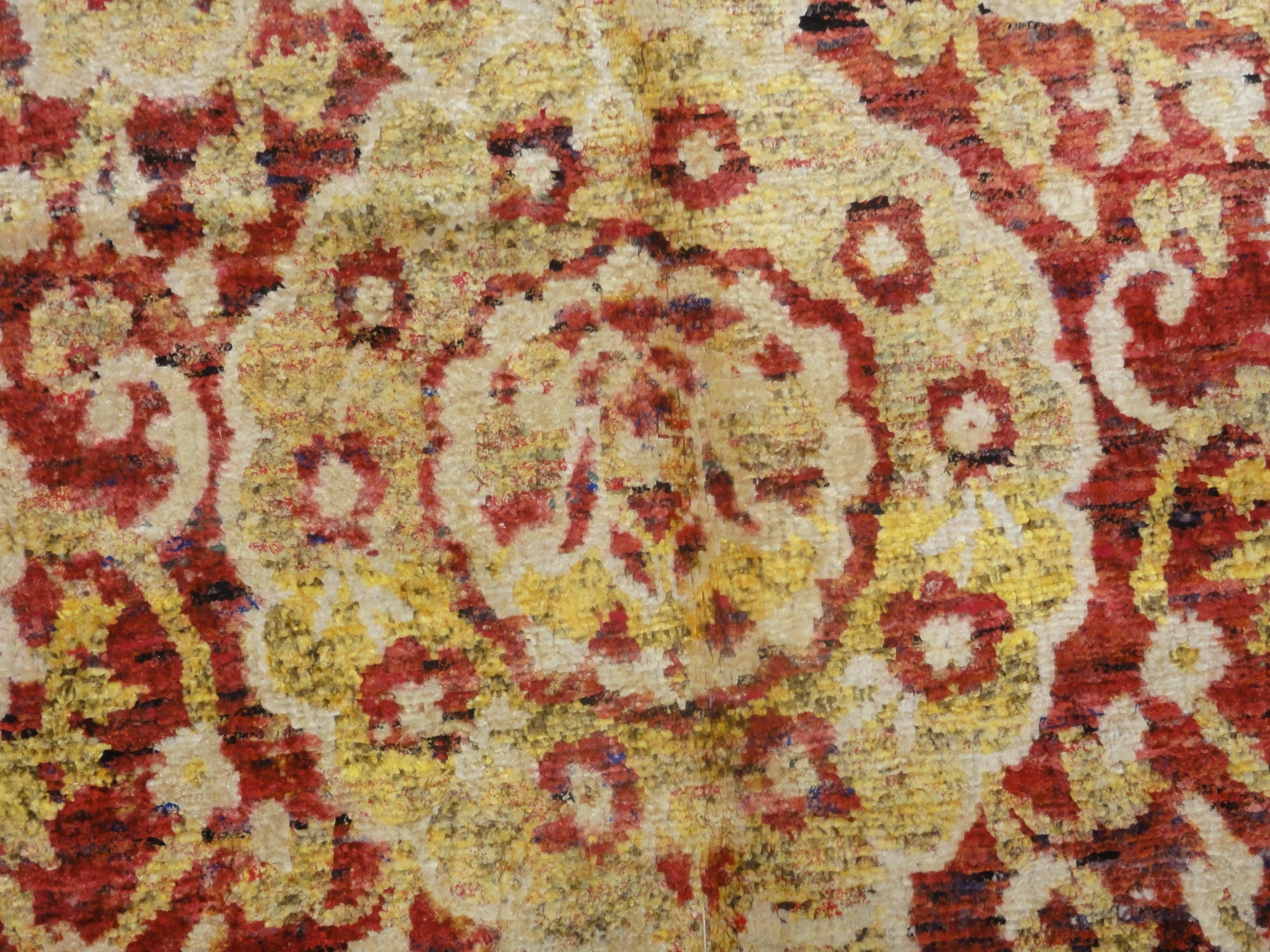 30420 Saree Red Patterned Silk Indian Rug