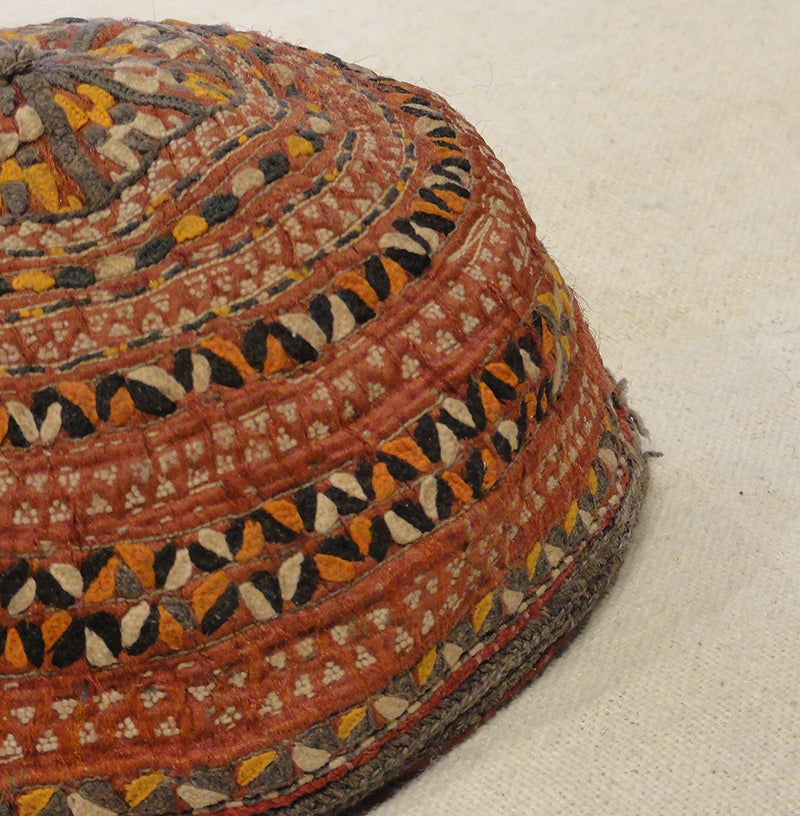 31782 Antique Turkoman Hat