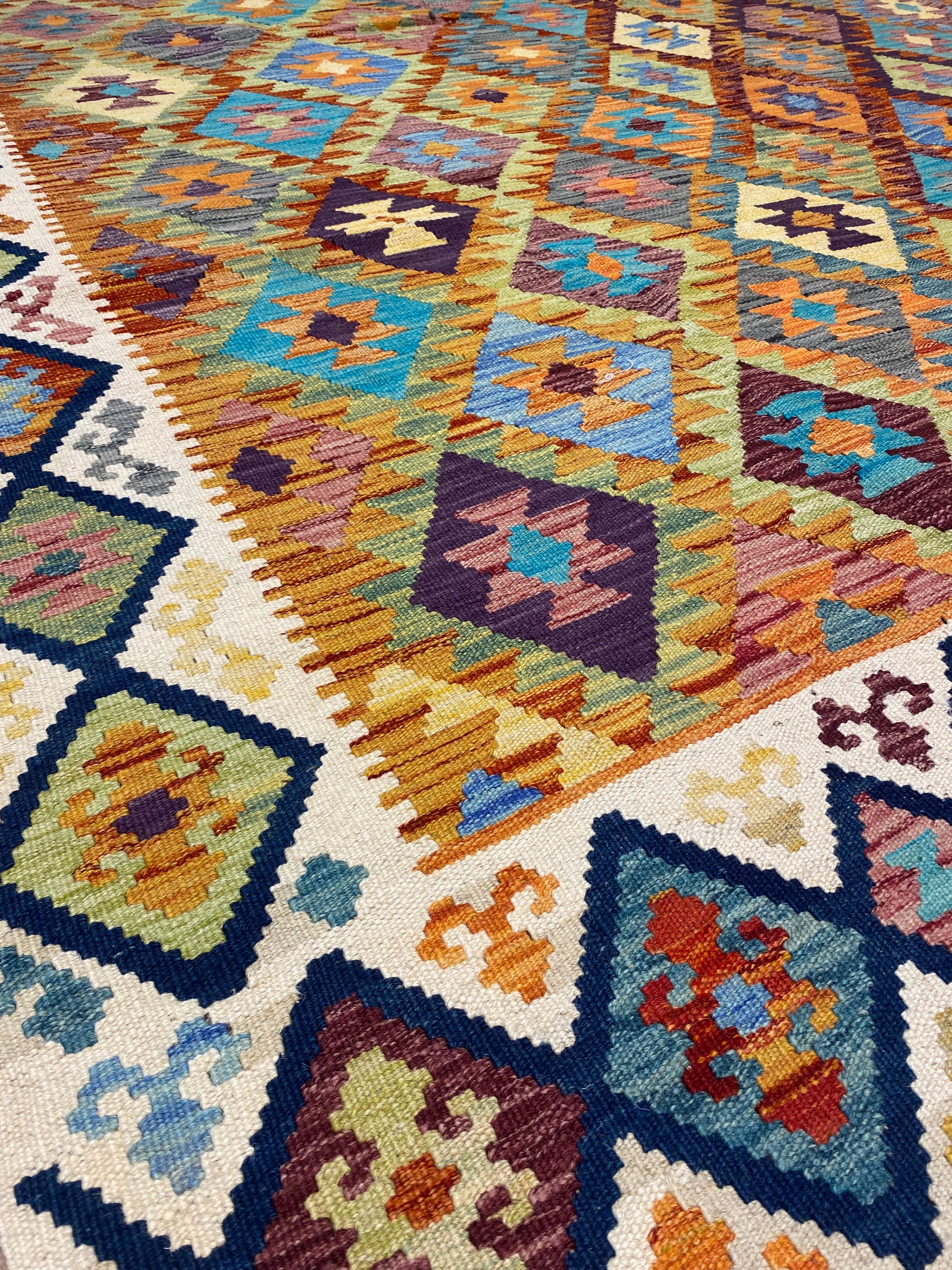 Modern Kelim 24598