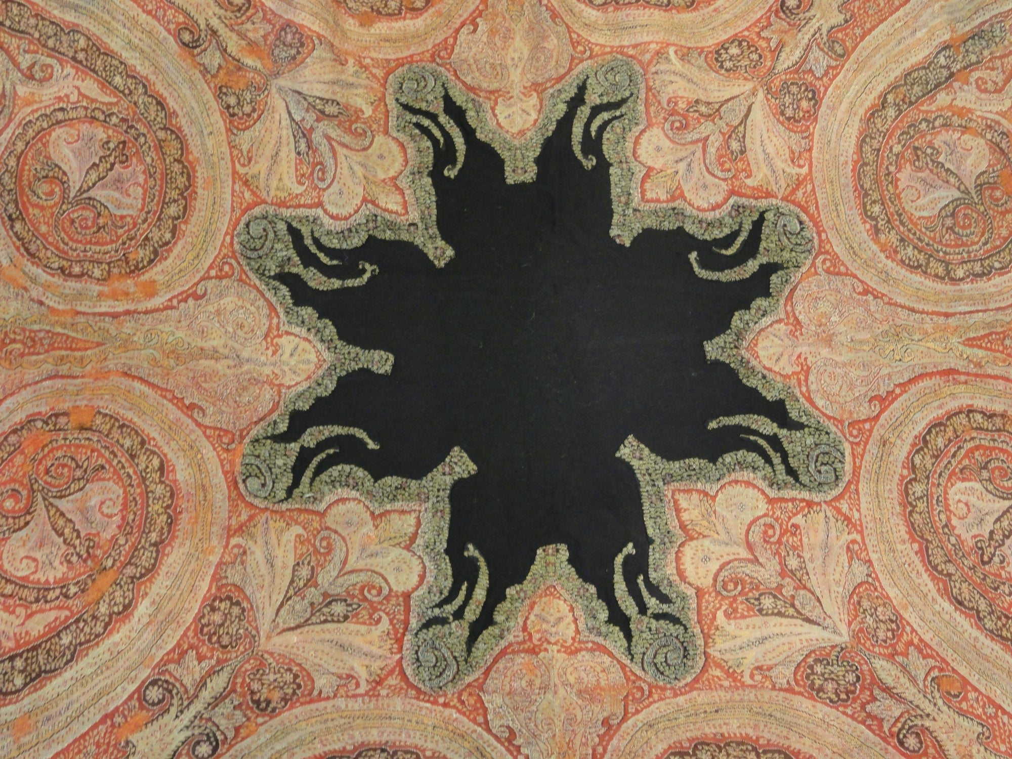 33056 Kashmiri Shawl