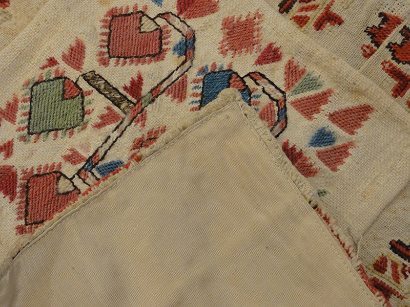 31740 Antique Suzani Small Bag