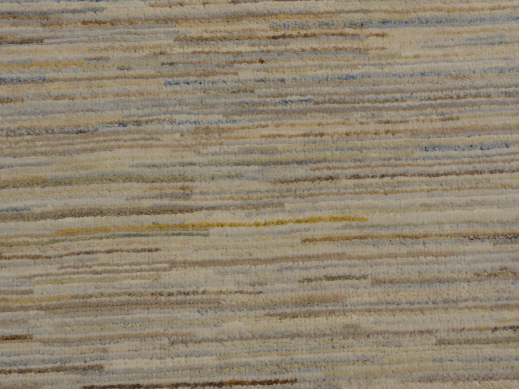 33149 Ziegler & Co Leesa Modern