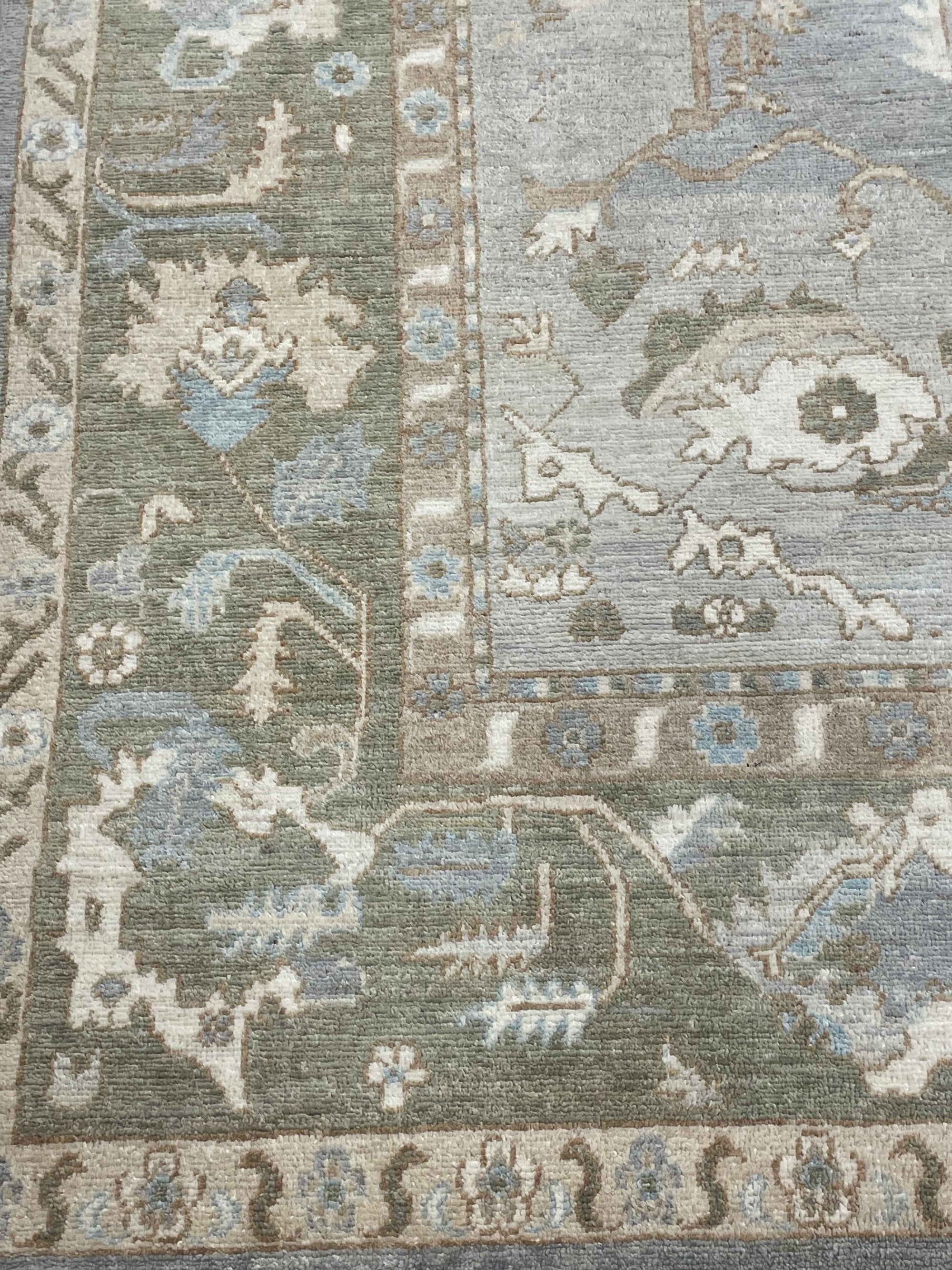 Fine Ziegler & Co. Usak 23472