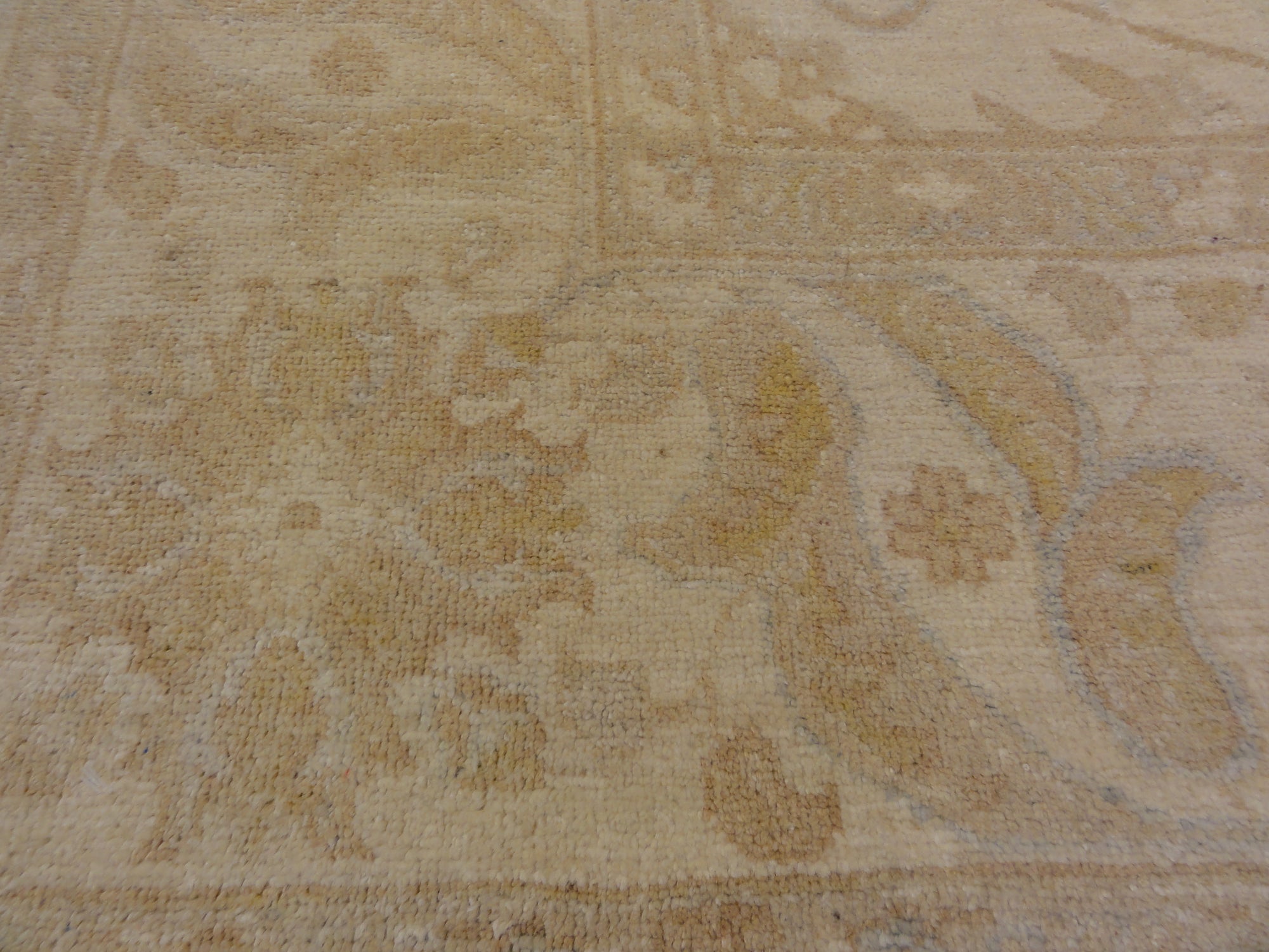 Finest Ziegler Oushak 30285. A piece of genuine authentic woven carpet art sold by the Santa Barbara Design Center, Rugs and More.