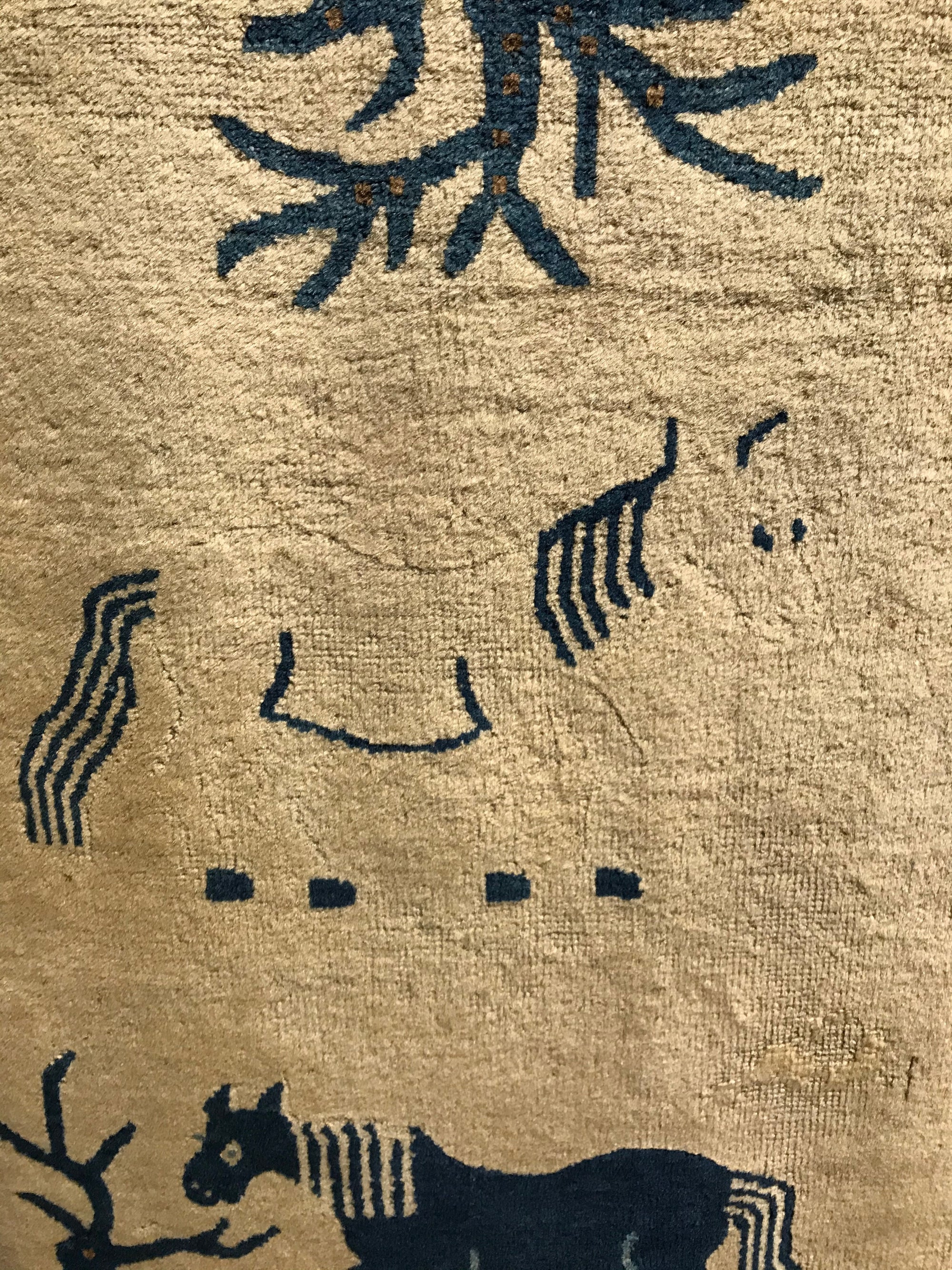 30533 Antique Seven Horses Emperor’s Rug