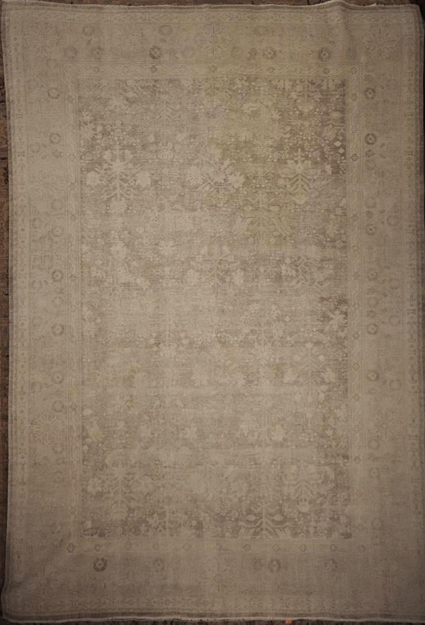 Antiqued Oushak rugs and more oriental carpet 43528-