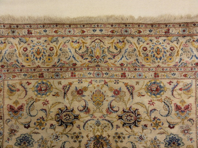 30038 Antique Silk Kashan