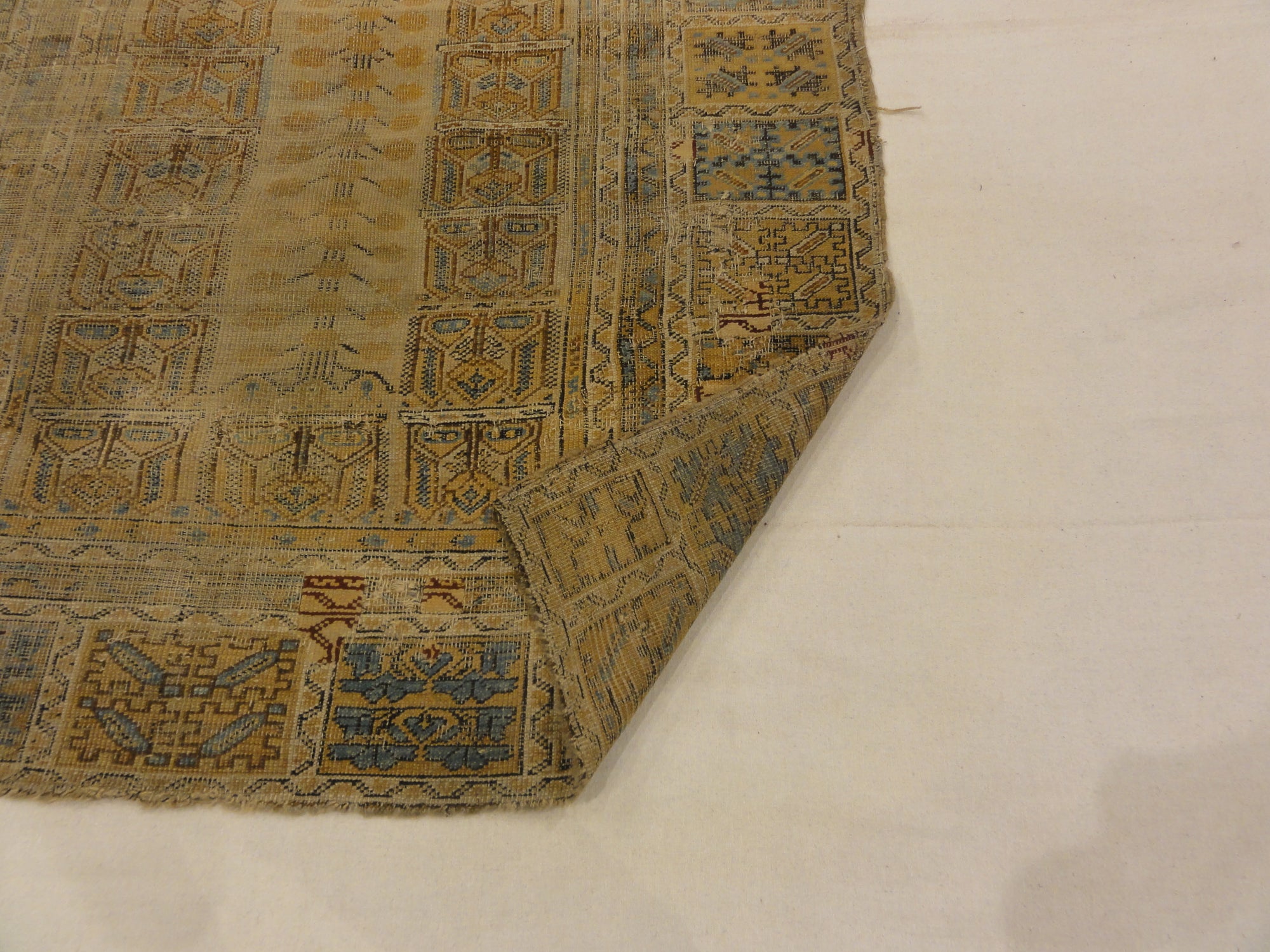 30063 Antique Kircehir Rug