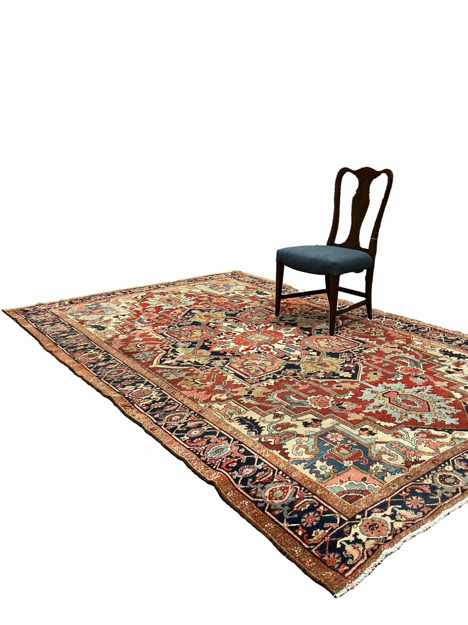 Antique Serapi 25077
