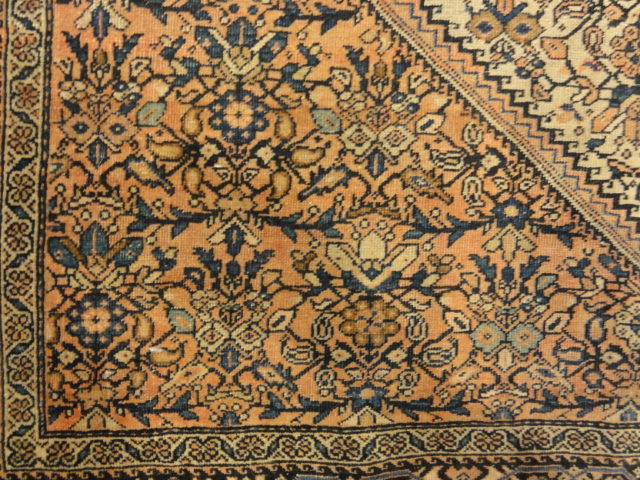 30112 Antique Sarouk Farahan Rug