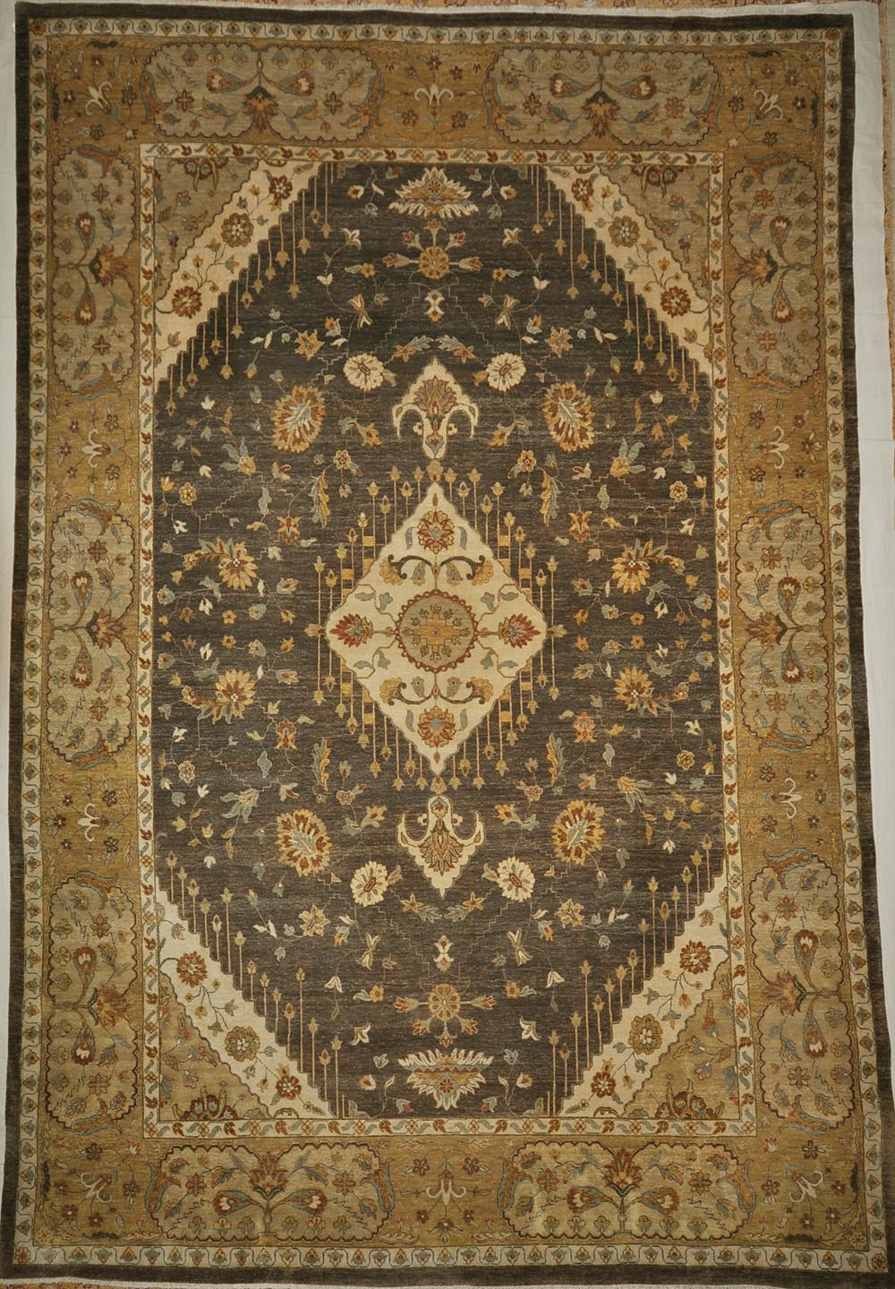 Fine Kazak rugs and more oriental carpet 29181-