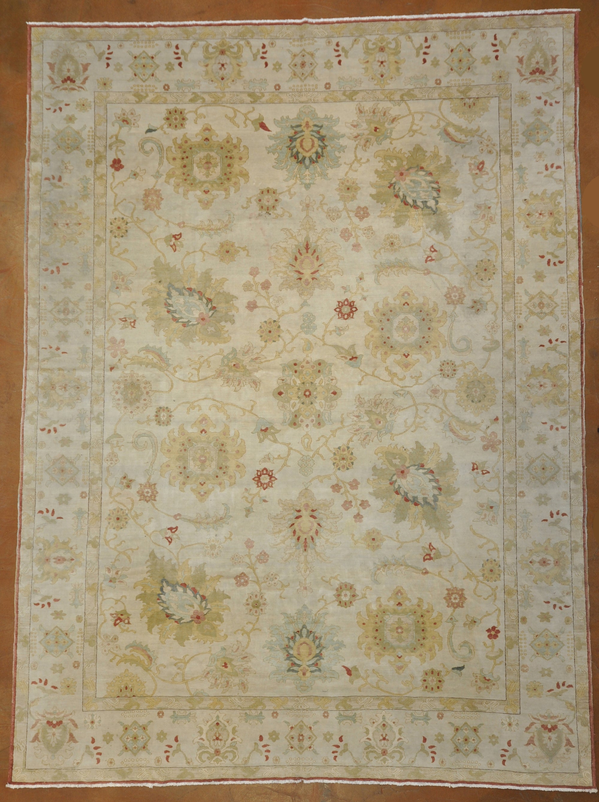 Vintage Sultanabad rugs and more oriental carpet -