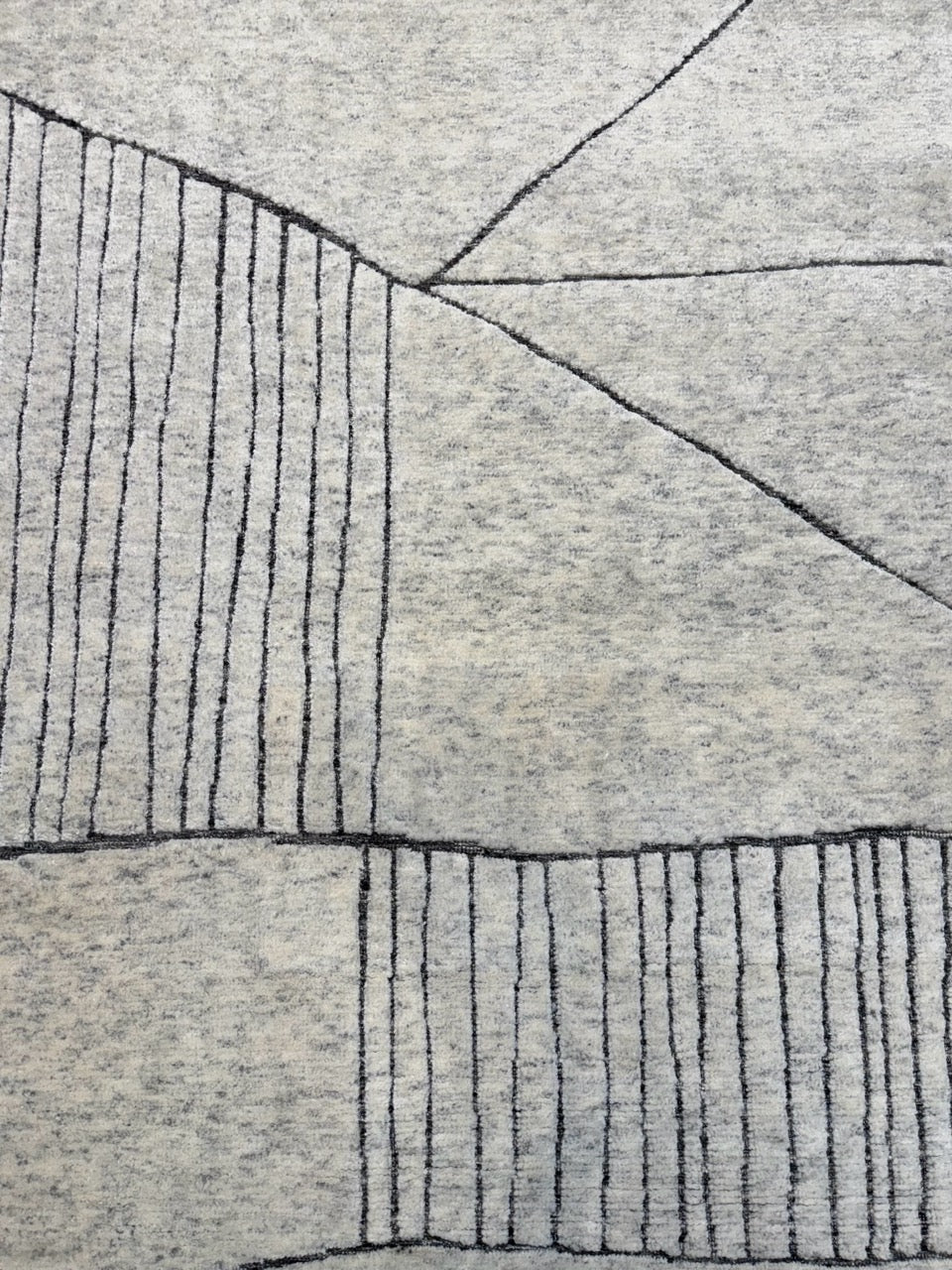 Ziegler &amp; Co Modern Beige 38275