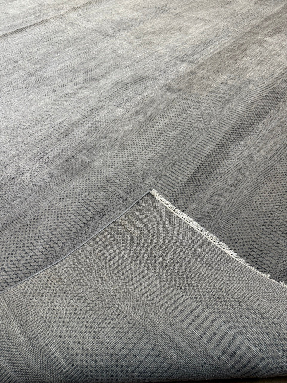 Modern Rug 33984
