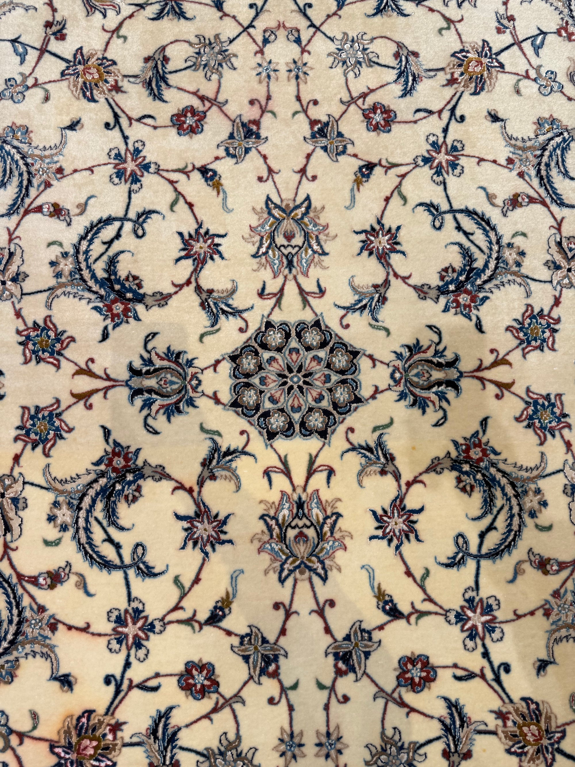Finest Vintage Nain Habibian 24418