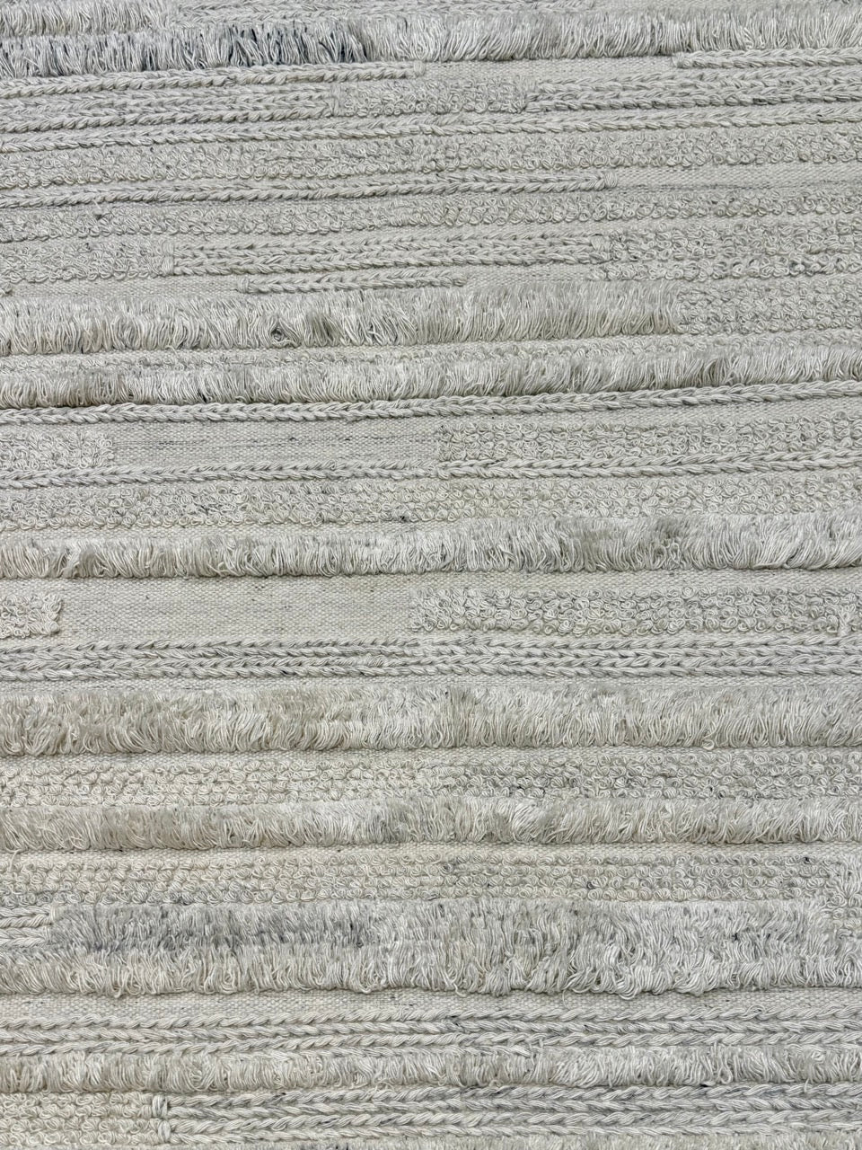 Modern Ivory Rug 34060