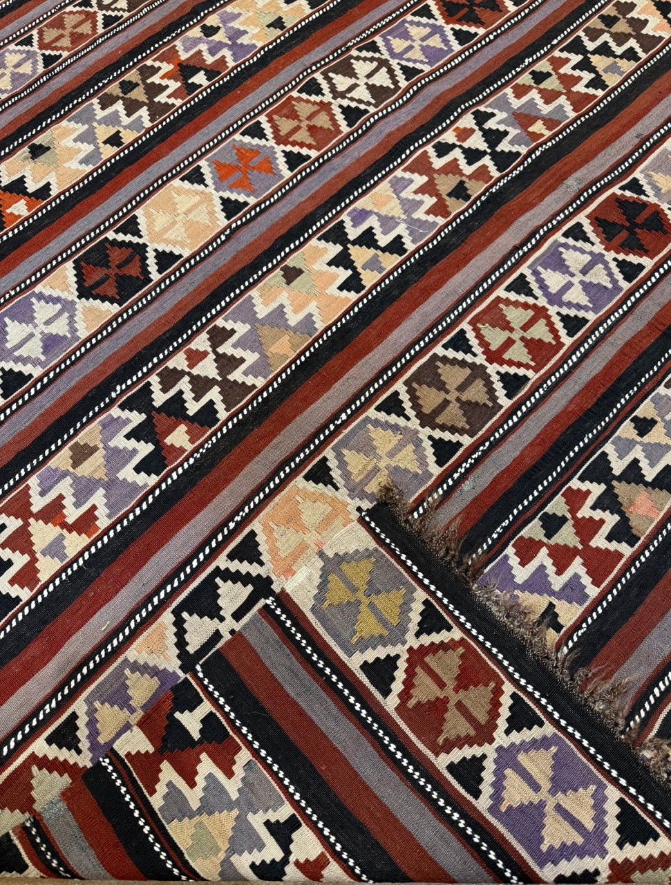 Tribal Qashqai 24451