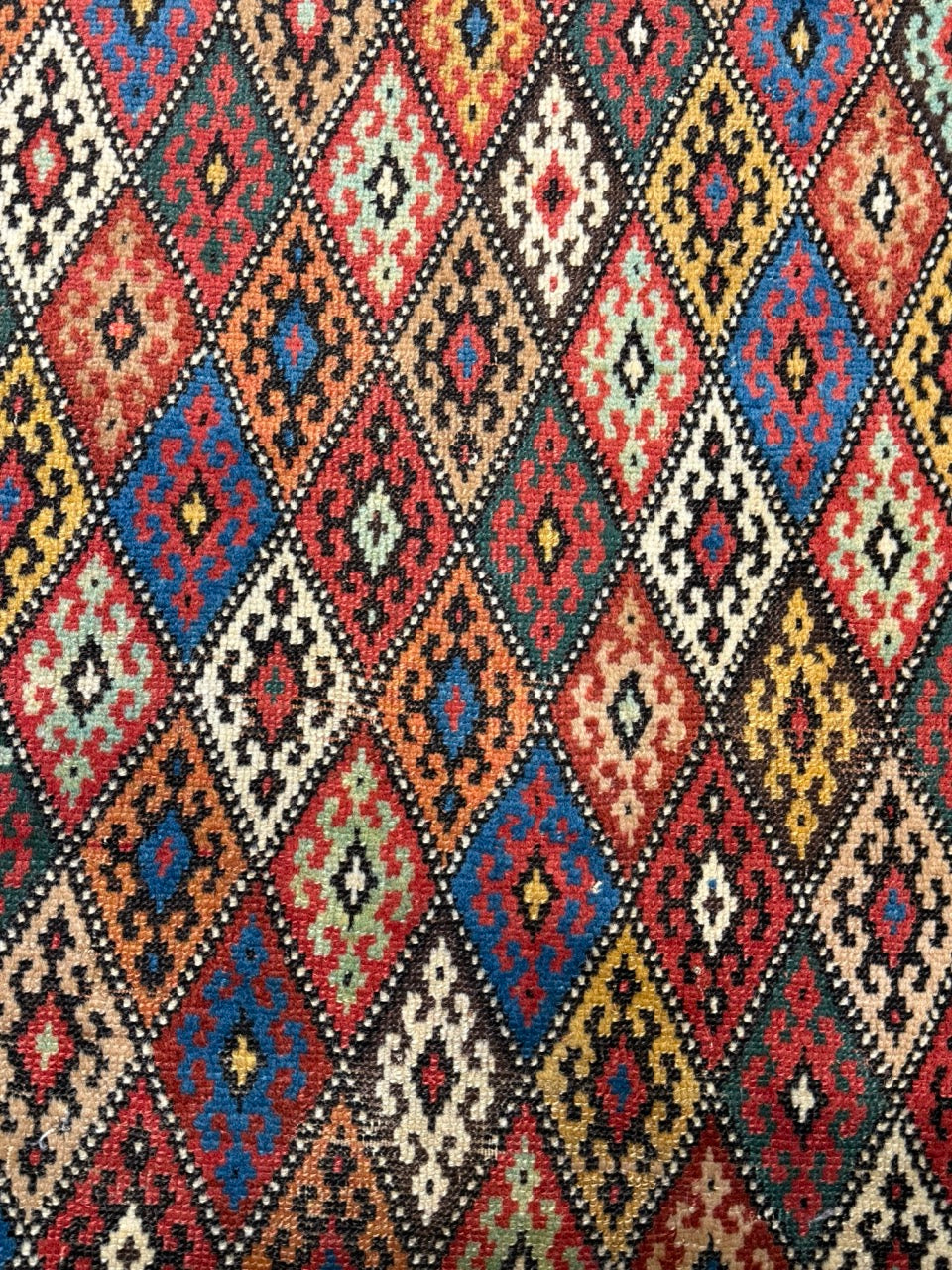 Rare Antique Caucasian 23066