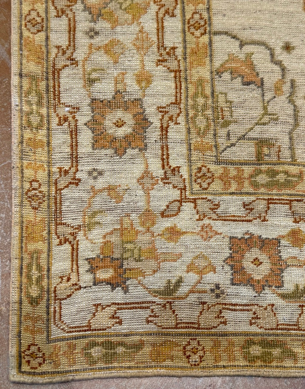 Antique Usak 35822