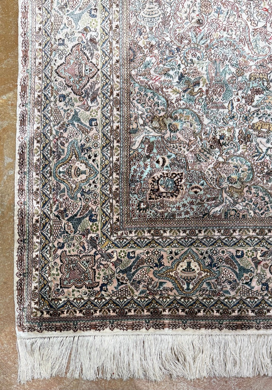 Finest Silk Tabriz 36591