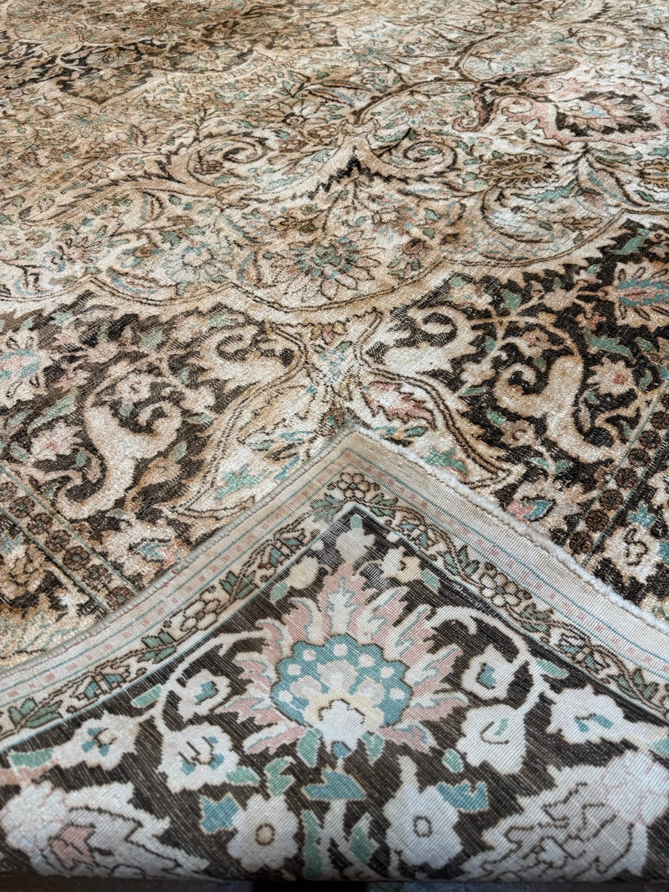 Antique Silk Garden of Paradise 37841